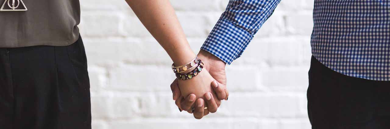 Hands holding
